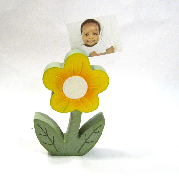 6.5 inch Yellow Flower Wood Flower Photo Note Holder Kids room Nursery Decor - Picture 1 of 7